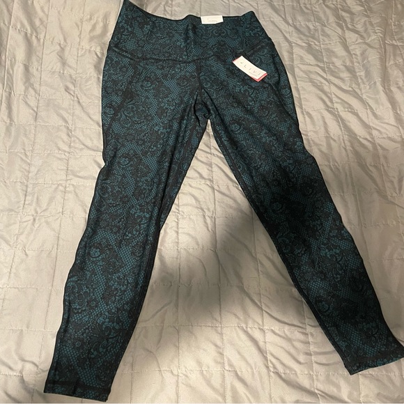 Lane Bryant Pants & Jumpsuits Bnwt Livi Active Lane Bryant Workout